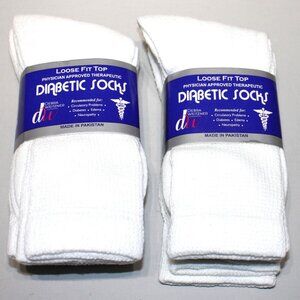 Weitzner Mens White Diabetic Crew Socks Loose Fit Top 6 Pair Medium 4-10